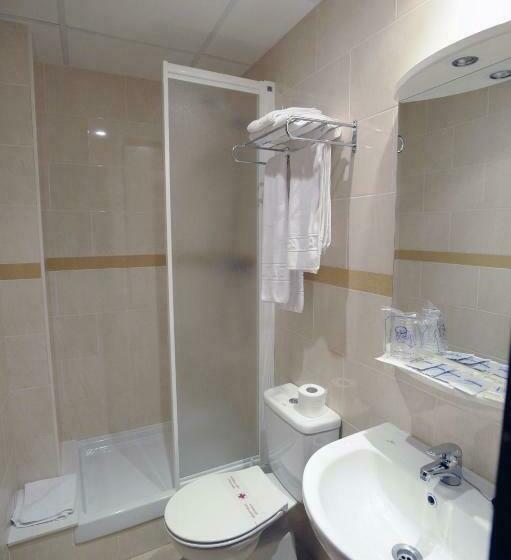스탠다드 룸, Hostal Can Marinés