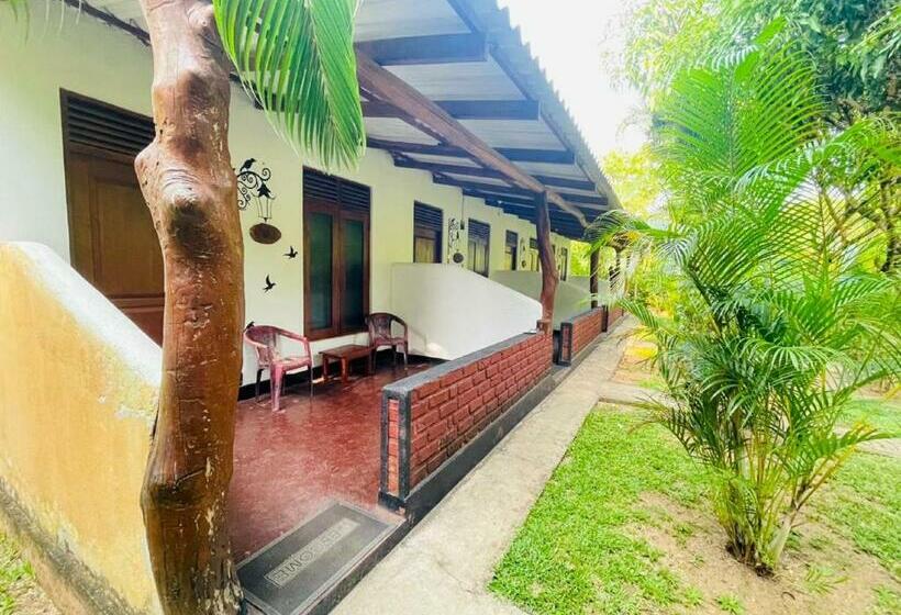 اتاق استاندارد, Sigiri Charuka Resort