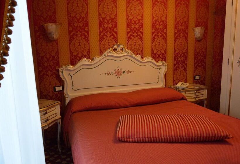 اتاق استاندارد سه نفره, Belle Arti