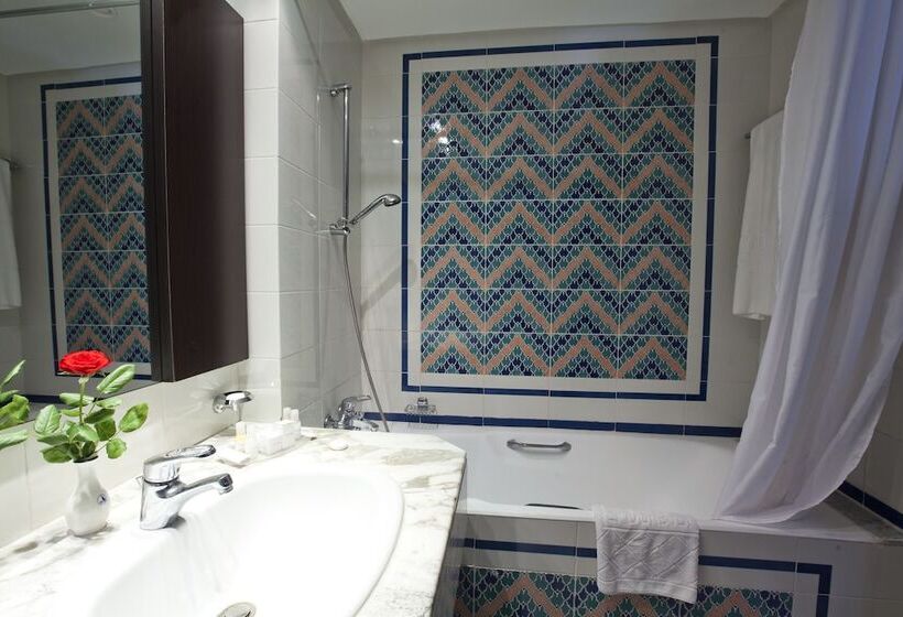 Suite, El Mouradi Palm Marina