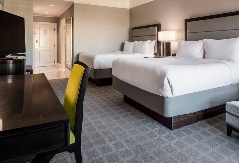 חדר דלוקס עם מרפסת, The Ballantyne, A Luxury Collection Hotel, Charlotte