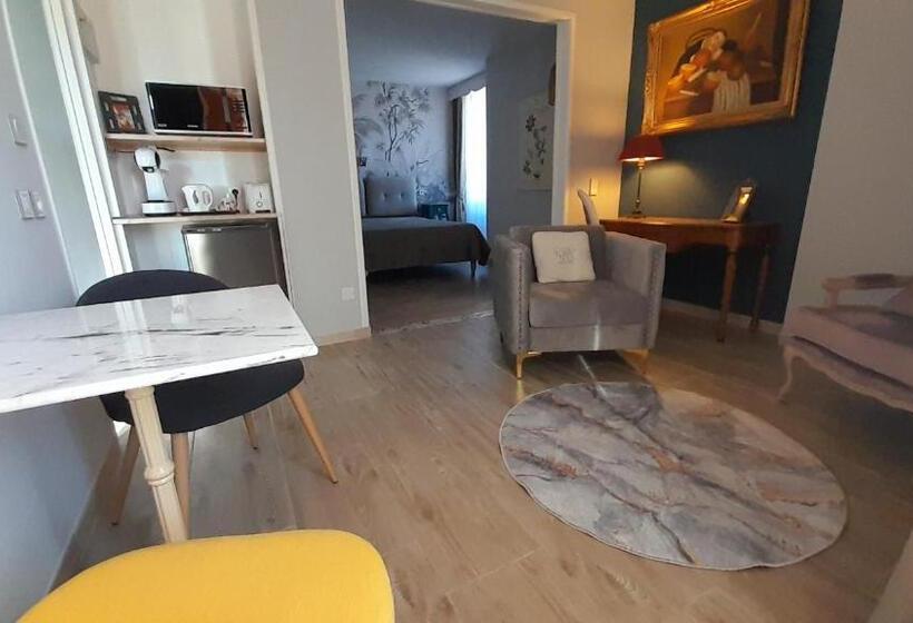 スイート, B&b Manoir De La Fabrègues