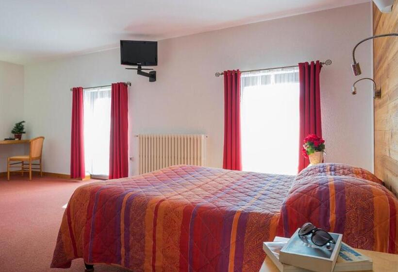 适合残疾人使用的标准间, Logis Hôtel La Petite Chaumière