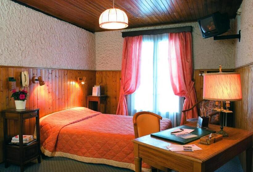 标准三人间, Logis Hôtel La Petite Chaumière
