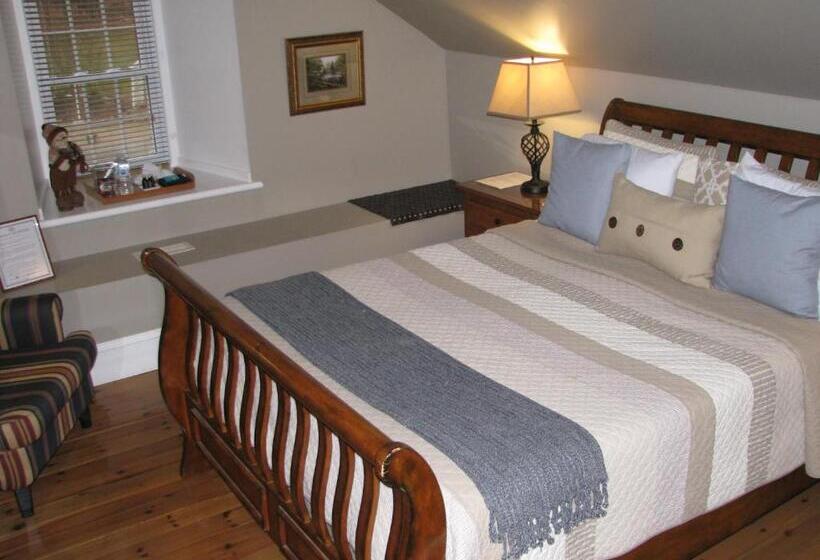 家庭套房, Clyde Hall Bed And Breakfast