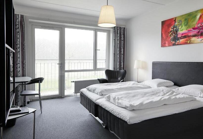 스탠다드 트리플 룸, Fjelsted Skov Hotel & Konference