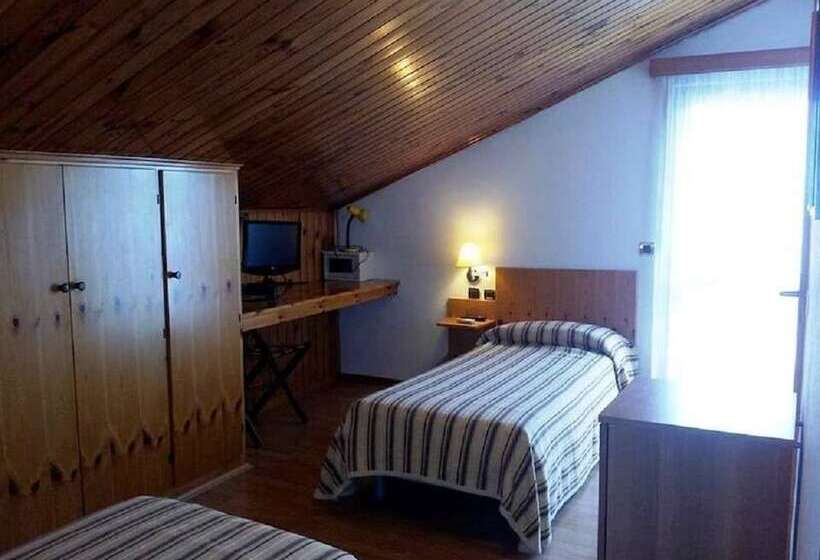 Номер Стандарт Трехместный, Piol