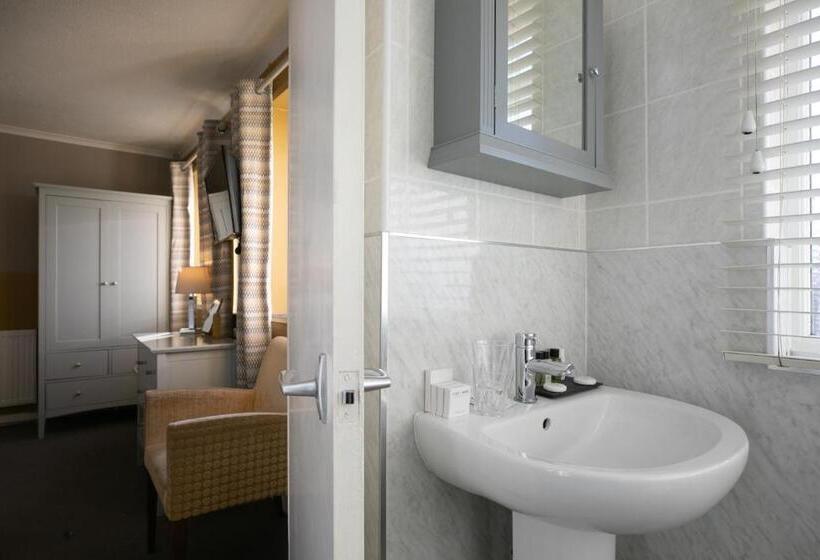 스탠다드 룸 킹사이즈 침대, Castlemead Country House By The Sea