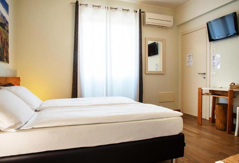 Номер Стандарт, Via Verdi B&b