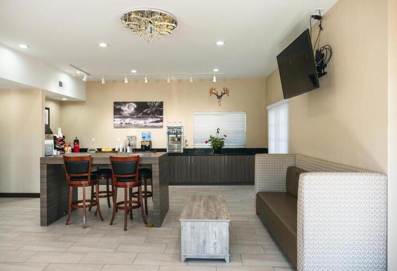 Номер Стандарт Кровать Кинг Адаптированный для Инвалидов, Baymont By Wyndham Fort Stockton