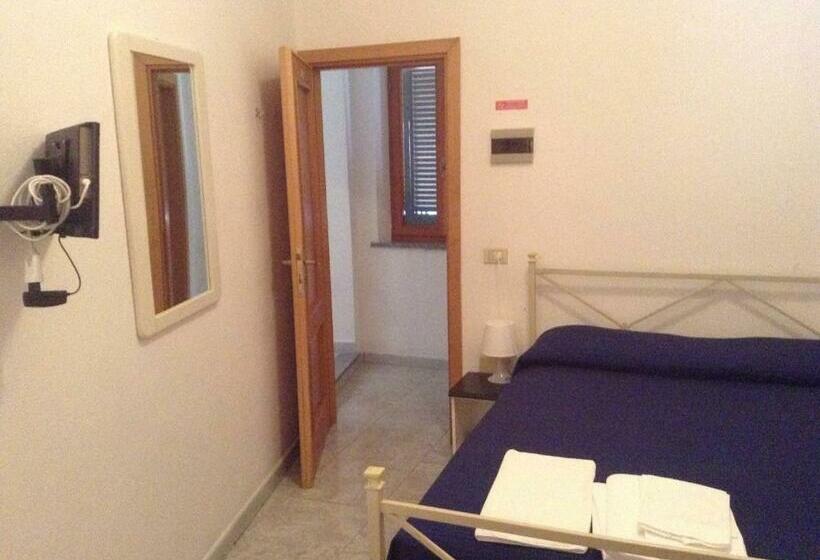 اتاق استاندارد با بالکن, La Rosa