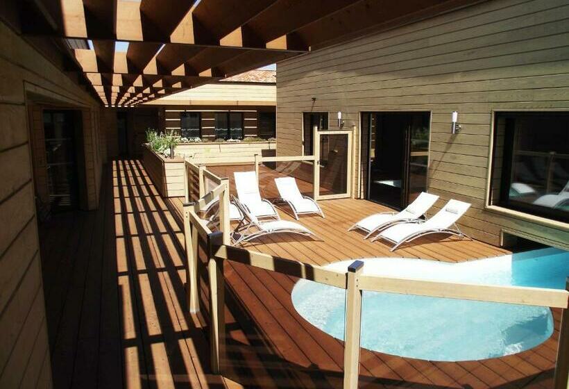 Номер Стандартный Кровать Куин, Les Belles époques B&b   Piscine   Terrasses   Brumisateurs   Proche Puy Du Fou