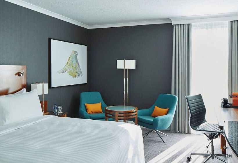 Номер Superior, London Heathrow Marriott