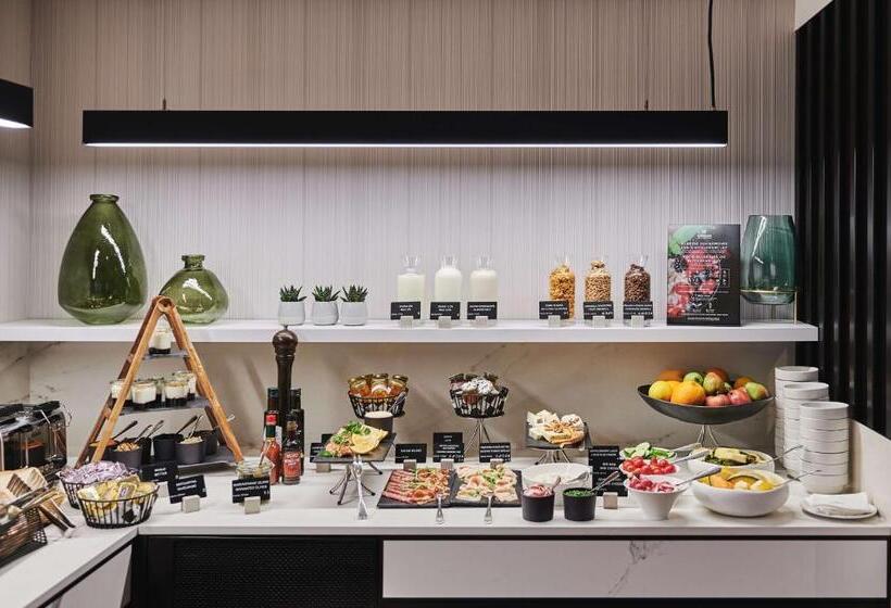 Люкс, Radisson Collection Hotel, Warsaw