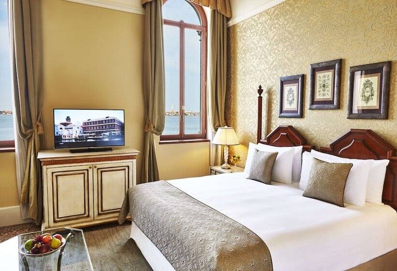 اتاق لوکس با چشم‌انداز دریاچه, San Clemente Palace Kempinski Venice
