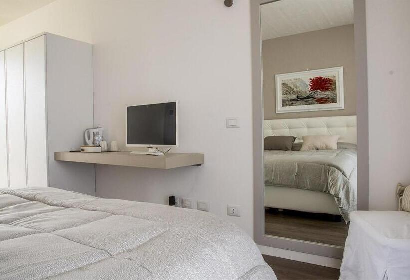 חדר סטנדרט פנימי, Home Suites Home