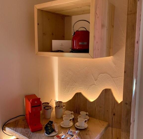 Family Suite, Grizzly Haus & Frosch Restaurant   Teritoria