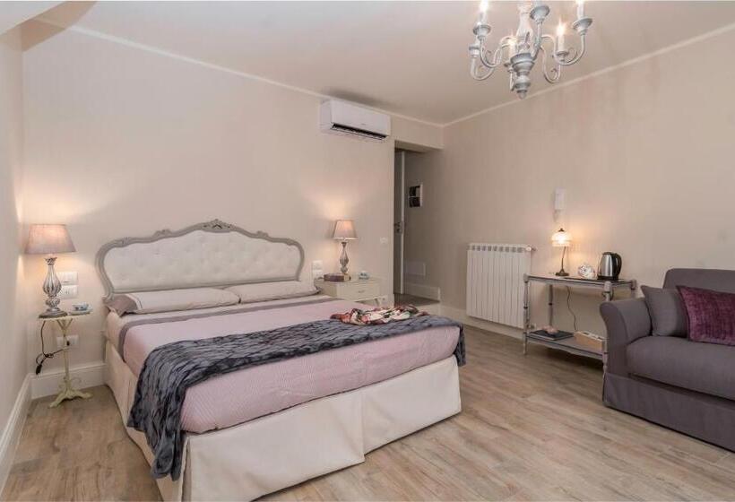 اتاق لوکس خانوادگی, Pistoia Luxury Suite