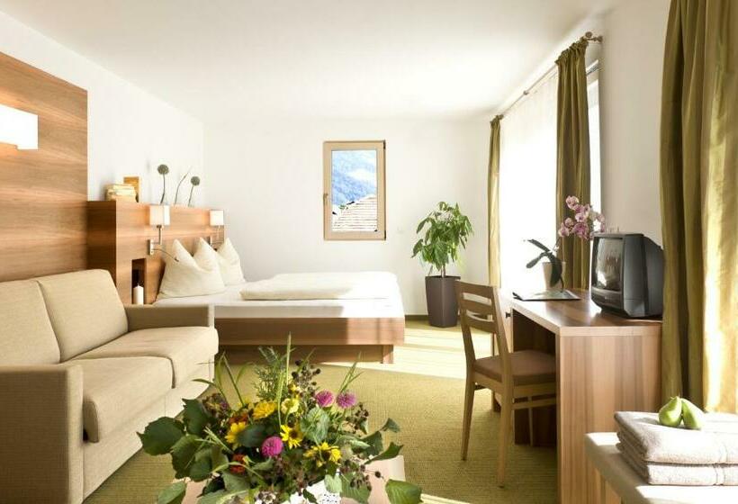 Апартаменты Superior 2 Спальни, Mittendorf Klimaresidence