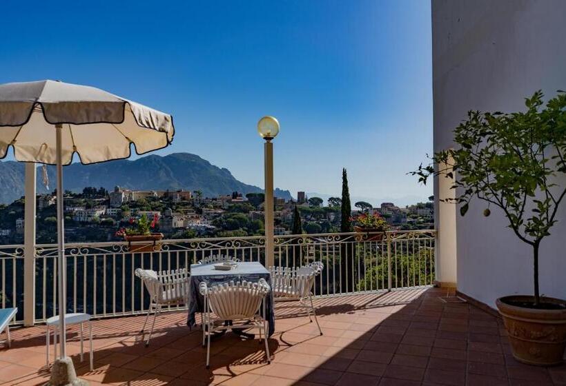 اتاق استاندارد با بالکن, Ravello View