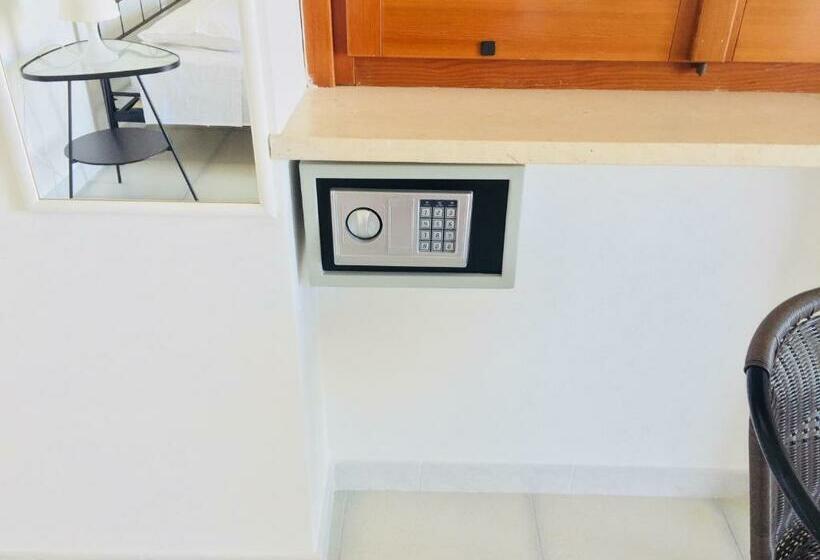 スタンダードルーム, B&b Pizzomunno E Cristalda Rooms