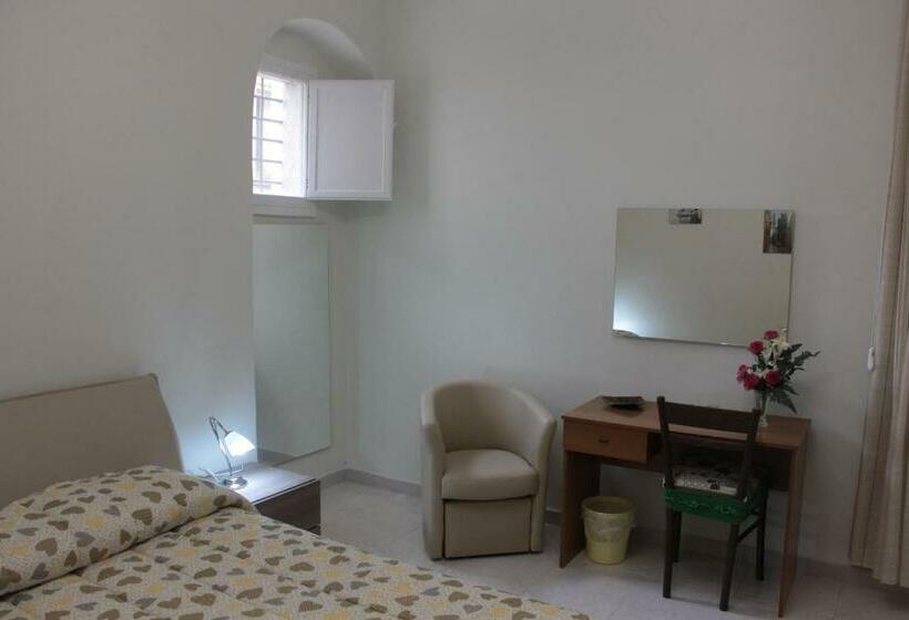 Номер Deluxe с Балконом, Leonessa Di Puglia