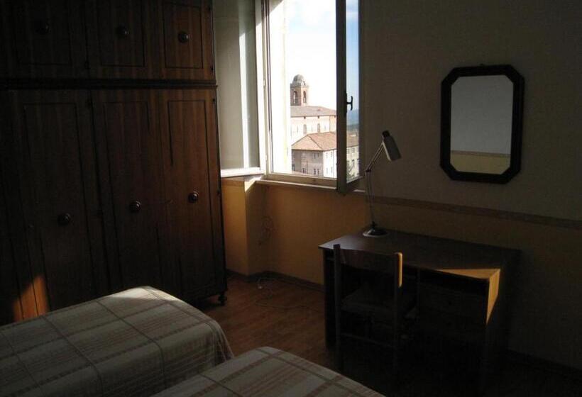 اتاق استاندارد با سرویس بهداشتی مشترک, Casa Mariotti