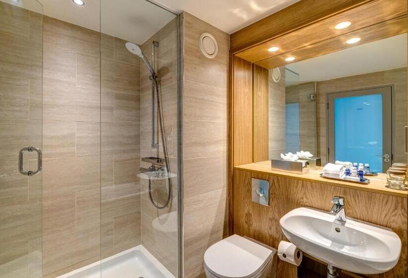 Номер Стандарт, Apex City Quay Hotel & Spa
