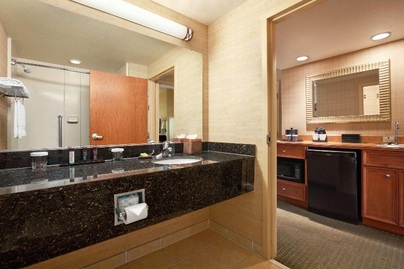 Номер Deluxe, Kata Palm Resort   Sha Plus
