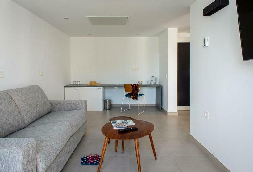 豪华套房, Hotel Taimar