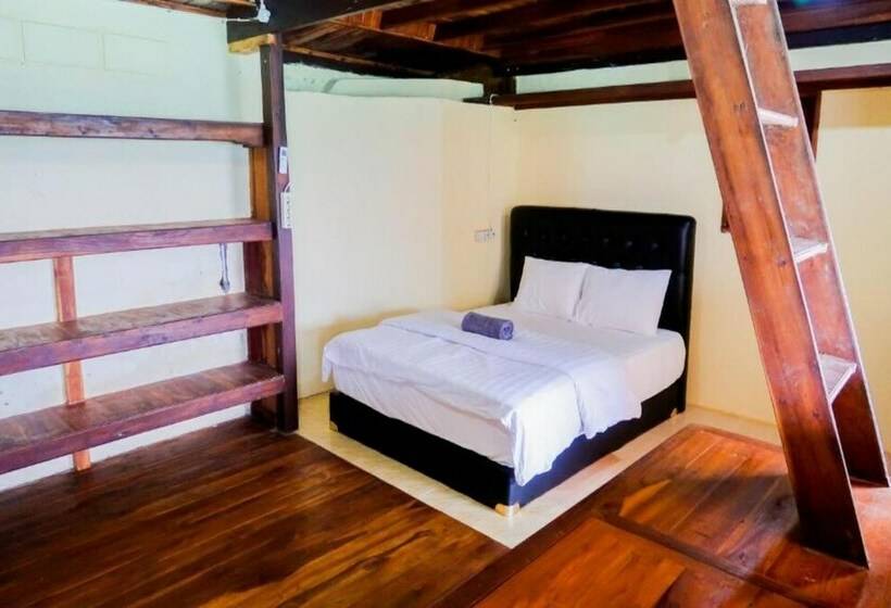 패밀리 룸, Phinisi Hostel Bira