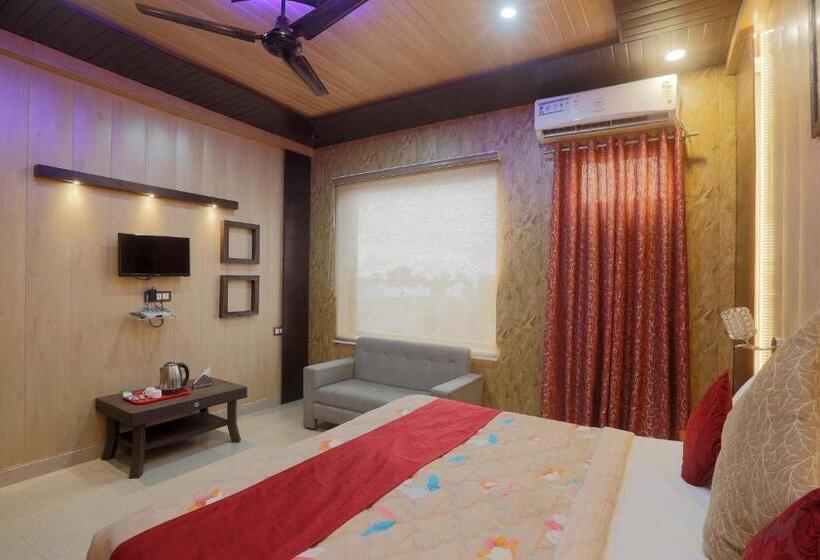 Номер Стандарт Вид на Горы, Bundeli Farm Resort & Banquet Orchha