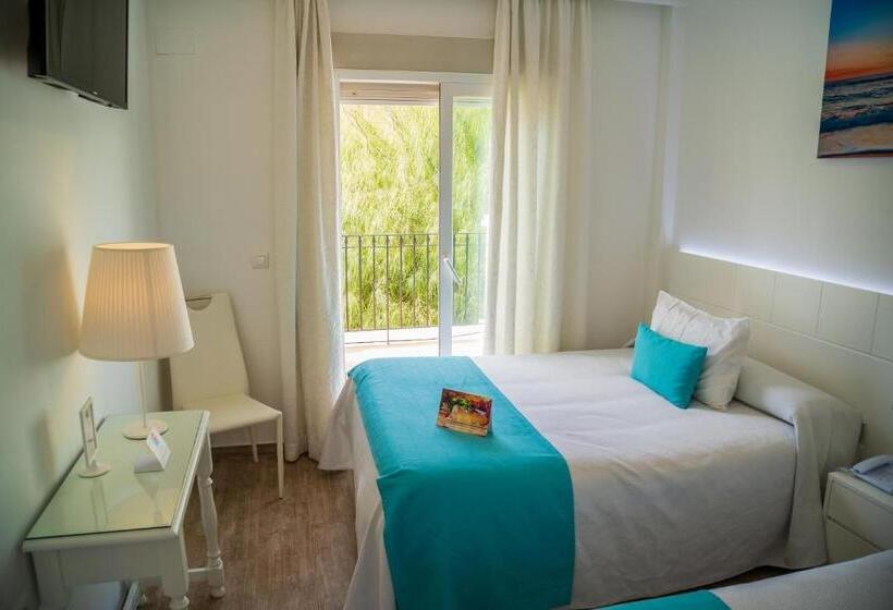 Habitación Estándar con Terraza, Romerito