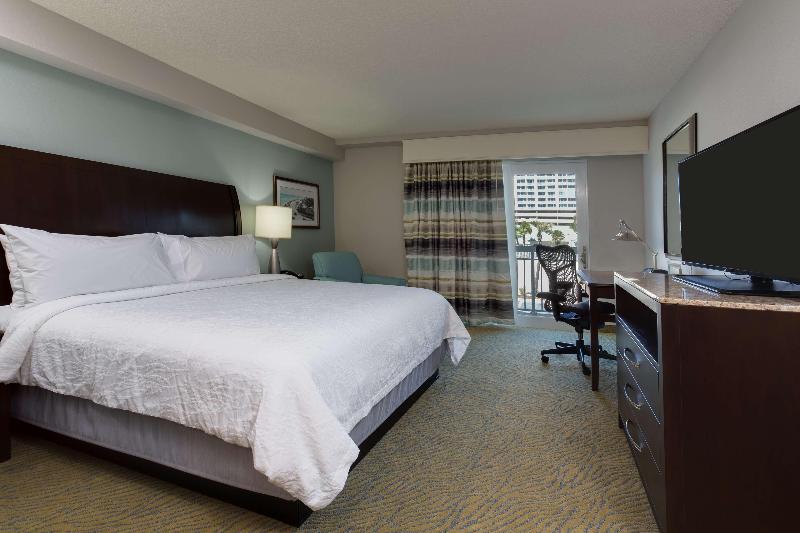 Стандартный Номер Кровать Кинг, Hilton Garden Inn Daytona Beach Oceanfront
