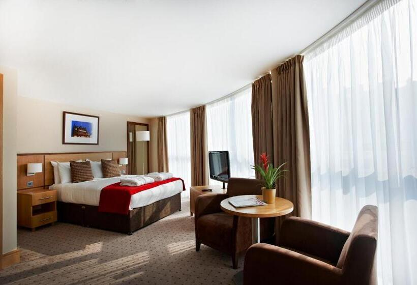 주니어 스위트, The Crown London, Worldhotels Distinctive