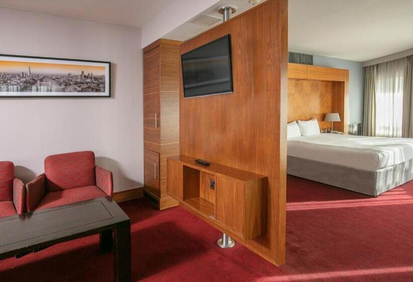 Люкс Кровать Кинг, The Crown London, Worldhotels Distinctive