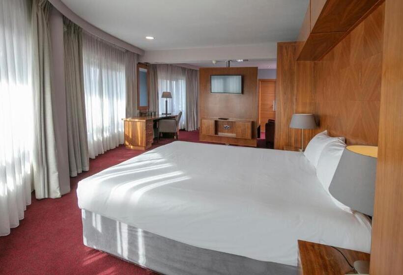Люкс Кровать Кинг, The Crown London, Worldhotels Distinctive