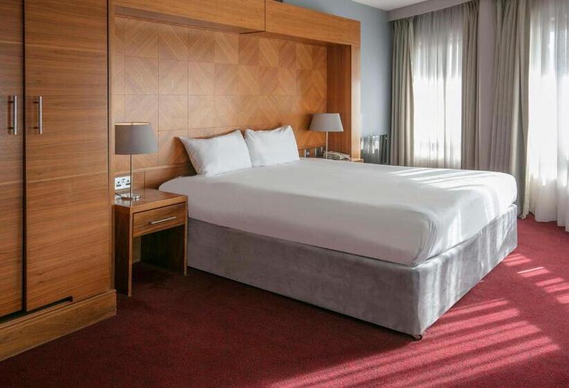 Номер Executive, The Crown London, Worldhotels Distinctive