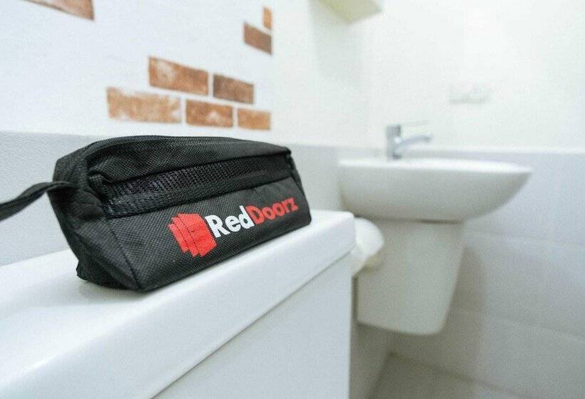 Номер Стандарт, Reddoorz Syariah @ Hotel Kencana Tasikmalaya