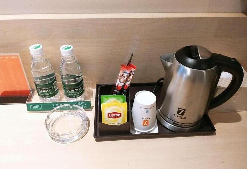 Номер Стандарт, 7days Premium Nanchang Liantang Yingbin Middle Avenue Xiaolan Industrial Park Branch