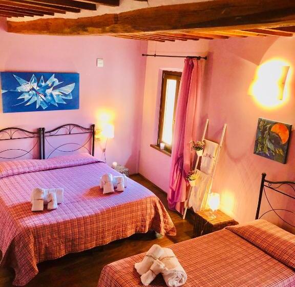 Quarto Triplo Comfort, Bed & Breakfast Montepulciano