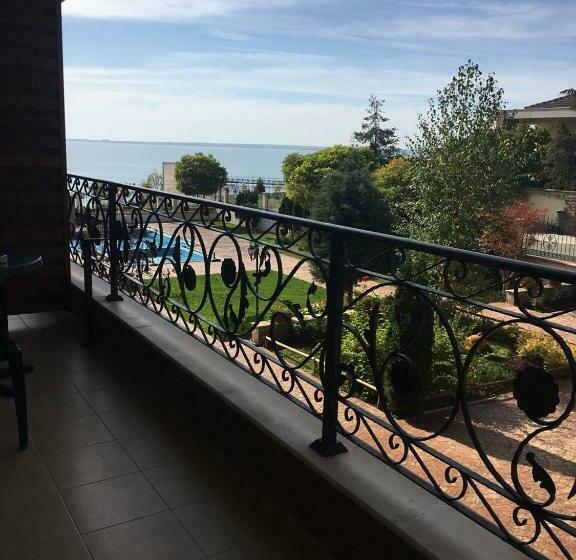 Апартаменты 1 Спальня Вид на Море, Rich 3 Sp Apartments