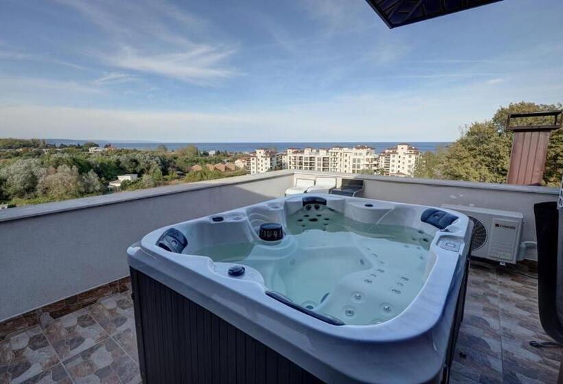 Апартаменты 2 Спальни, Complex Hunter S Beach