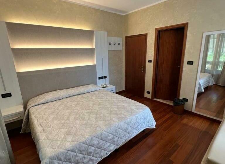 Номер Стандарт, Montegrande