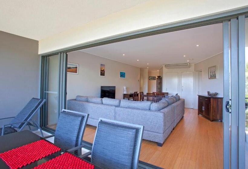 침실 3개 아파트, Loka Santi 10   Beachfront Unit