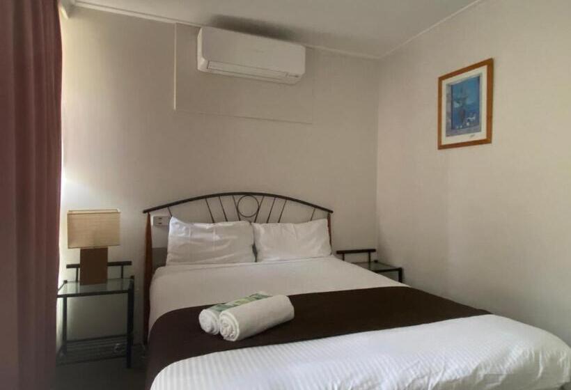 اتاق خانوادگی با چشم‌انداز باغ, Warrina Motor Inn Wodonga Cbd