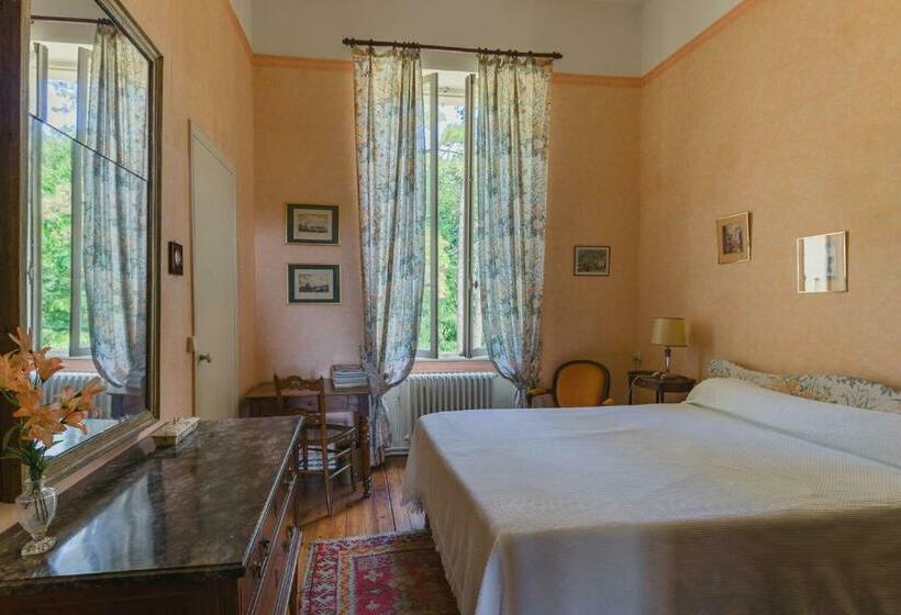 Номер Стандарт Вид на Сад, Maison D Hôtes   Villa Les Pins   Lempaut