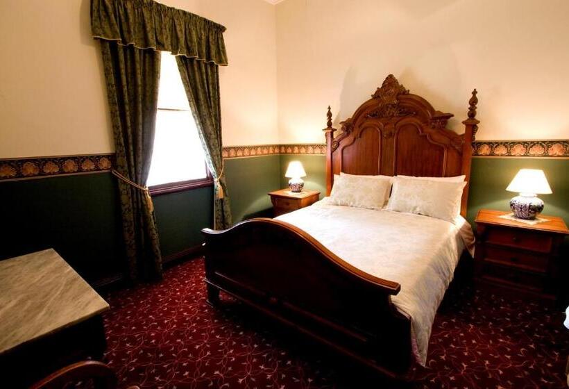 Номер Стандарт, Ranelagh House
