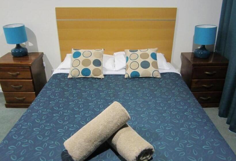 패밀리 스위트, Snowgum Motel