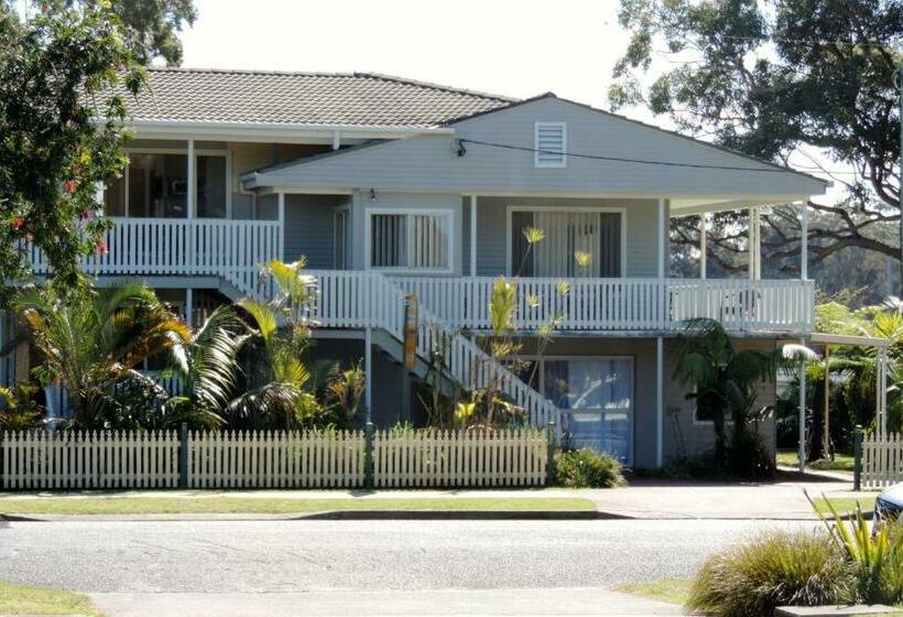 Семейный Номер, Sussex Shores